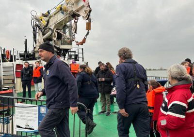 328c97f7-8907-4719-a756-eef26c661ed5